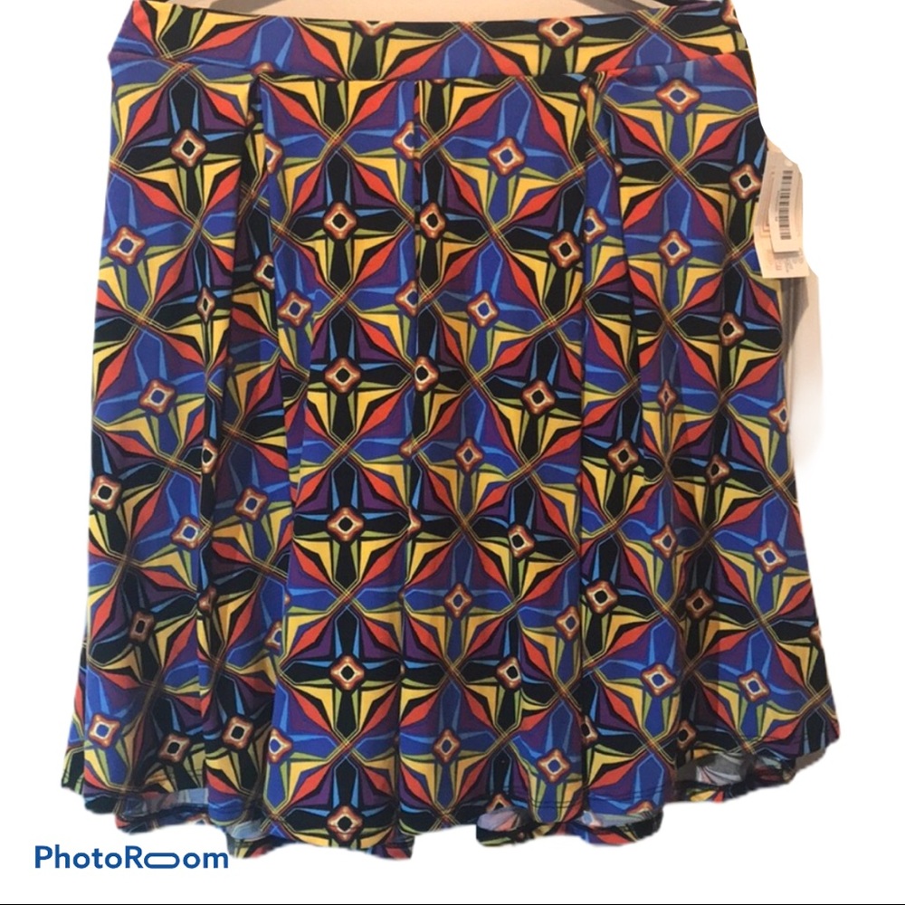 Lularoe Madison skirt with pockets size M